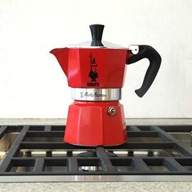 Bialetti 4942 Moka Express на 3 чашки красная Гейзерная кофеварка, фото , изображение 4