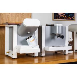 Carimali Heylo Coffee Рожковая безбойлерная кофемашина белая, фото , изображение 3