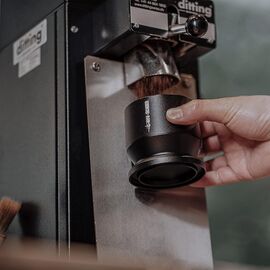 MHW-3BOMBER Порционная воронка 2.0 для холдера 58 мм черная, фото , изображение 4