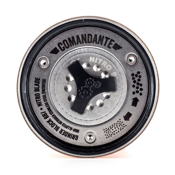 Comandante C40 NITRO BLADE American Cherry Кофемолка ручная, фото , изображение 4 Comandante C40 NITRO BLADE American Cherry Кофемолка ручная, фото , изображение 4