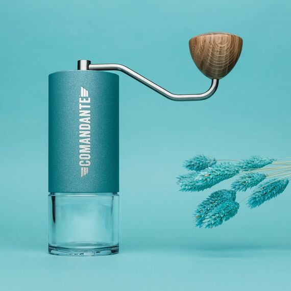 Comandante C40 Nitro Blade Alpine Lagoon Кофемолка ручная, фото , изображение 5 Comandante C40 Nitro Blade Alpine Lagoon Кофемолка ручная, фото , изображение 5