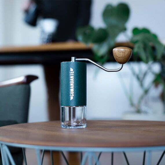 Comandante C40 Nitro Blade Racing Green Кофемолка ручная, фото , изображение 8 Comandante C40 Nitro Blade Racing Green Кофемолка ручная, фото , изображение 8