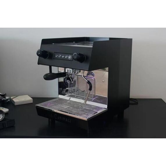 Carimali Nimble 1gr Рожковая кофемашина автомат 1 высокая группа черная с задней глухой панелью, фото , изображение 6 Carimali Nimble 1gr Рожковая кофемашина автомат 1 высокая группа черная с задней глухой панелью, фото , изображение 6