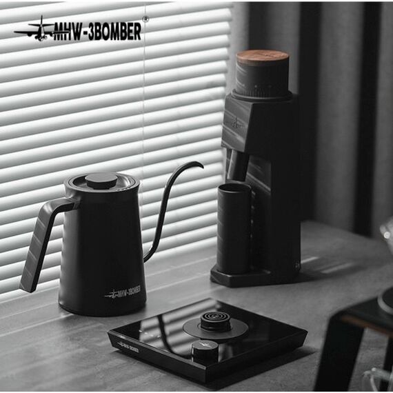 MHW-3BOMBER Assassin Электрочайник 600 мл черный, фото , изображение 4 MHW-3BOMBER Assassin Электрочайник 600 мл черный, фото , изображение 4