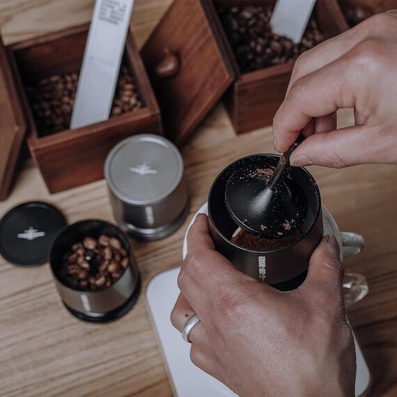 MHW-3BOMBER Порционная воронка для холдера 58 мм черная, фото , изображение 7 MHW-3BOMBER Порционная воронка для холдера 58 мм черная, фото , изображение 7