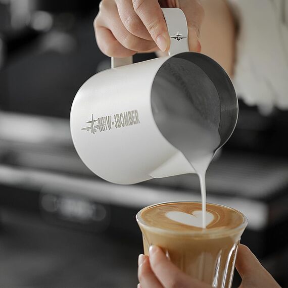 MHW-3BOMBER Milk Pitcher 3.0 Питчер 600 мл белый, фото , изображение 3 MHW-3BOMBER Milk Pitcher 3.0 Питчер 600 мл белый, фото , изображение 3