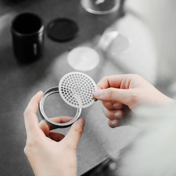 MHW-3BOMBER Shark Диспенсер для какао и корицы чёрный, фото , изображение 2