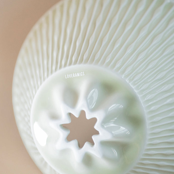 Loveramics Flatbed Coffee Dripper 01 керамическая воронка для кофе песчаный, фото , изображение 4