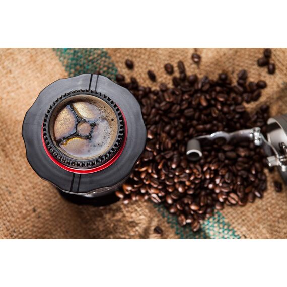 Cafflano Kompact Кофеварка ручная красная, фото , изображение 5